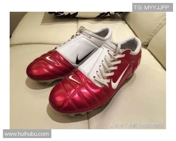 耐克男鞋助力足球明星展现巅峰技艺与运动风采